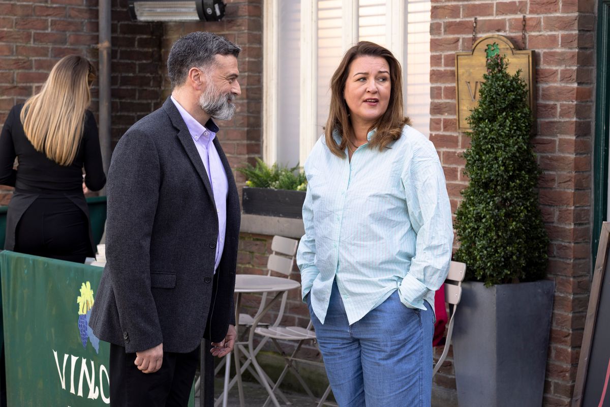 Fair City’s Orla Molloy rekindles flame with ex in bid to make Rafferty jealous