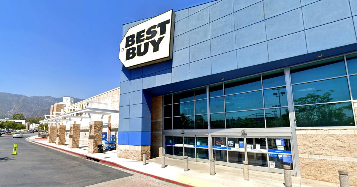 Gotta snack ’em all? Man hidden in Best Buy snags refreshments before Pokémon card drop