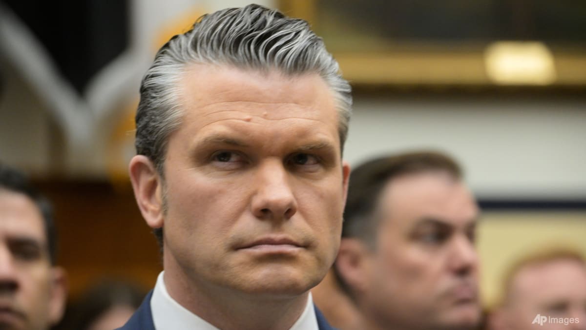 Hegseth clashes for a second day with Democrats in Congress over the Iran war