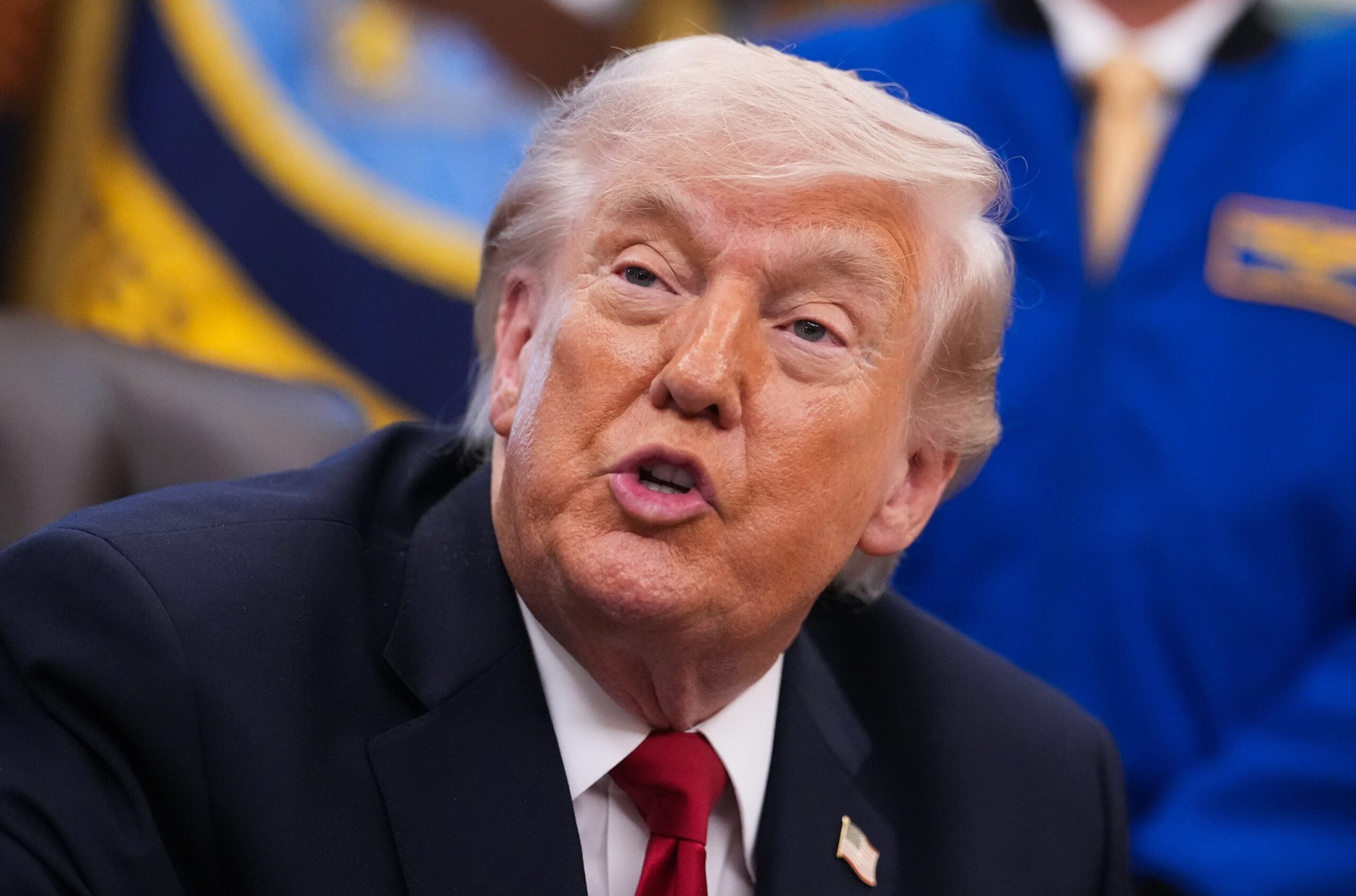 Senate Democrats press White House over loosened record-keeping policy