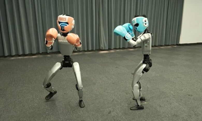 Video Humanoid robots at center of US-China competition