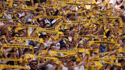 Wembley shame: Leeds United fans face prosecution after homophobic chanting targeting Chelsea at FA Cup semi-final | International Sports News – The Times of India