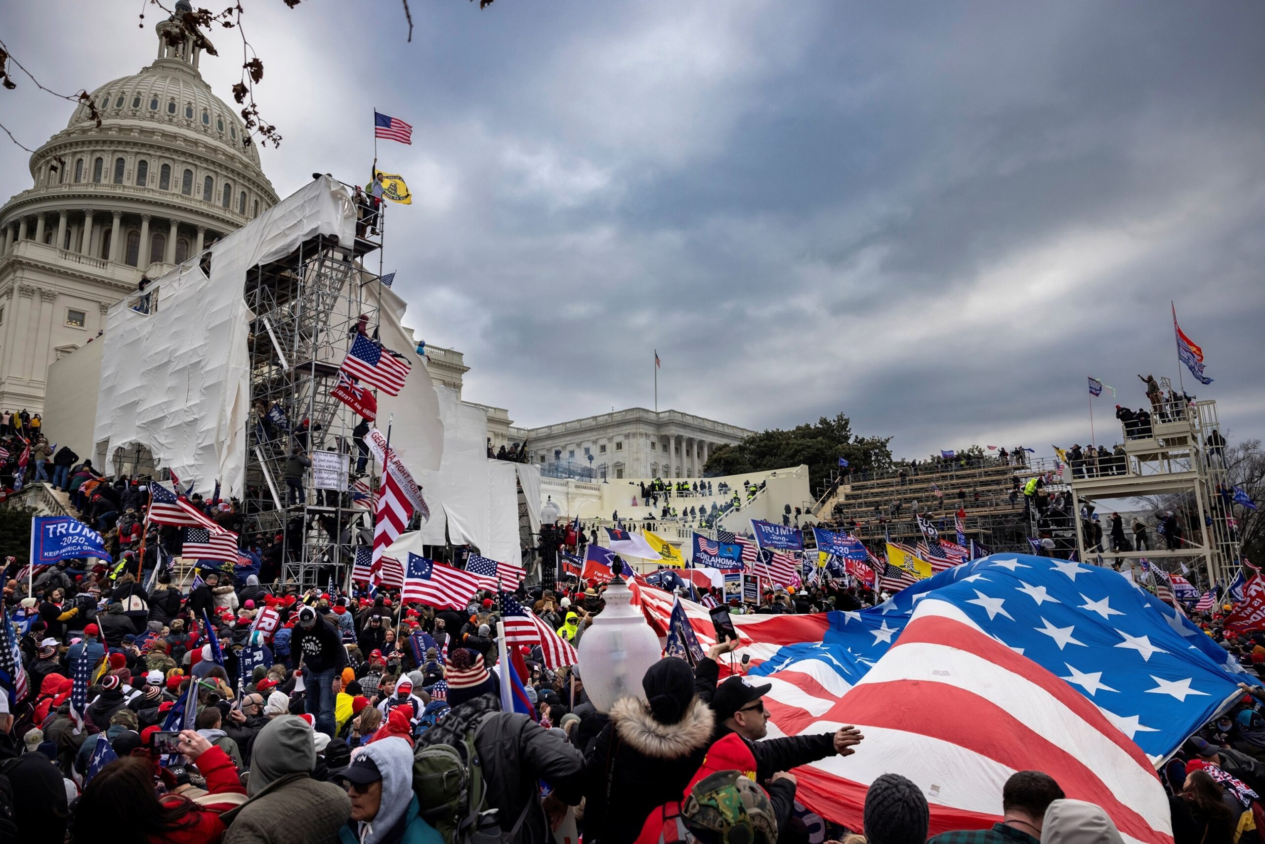 2 officers who defended Capitol on Jan. 6 sue to stop Trump’s Anti-Weaponization Fund