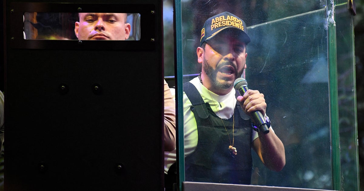 2 presidential campaign staffers killed in Colombia weeks before election