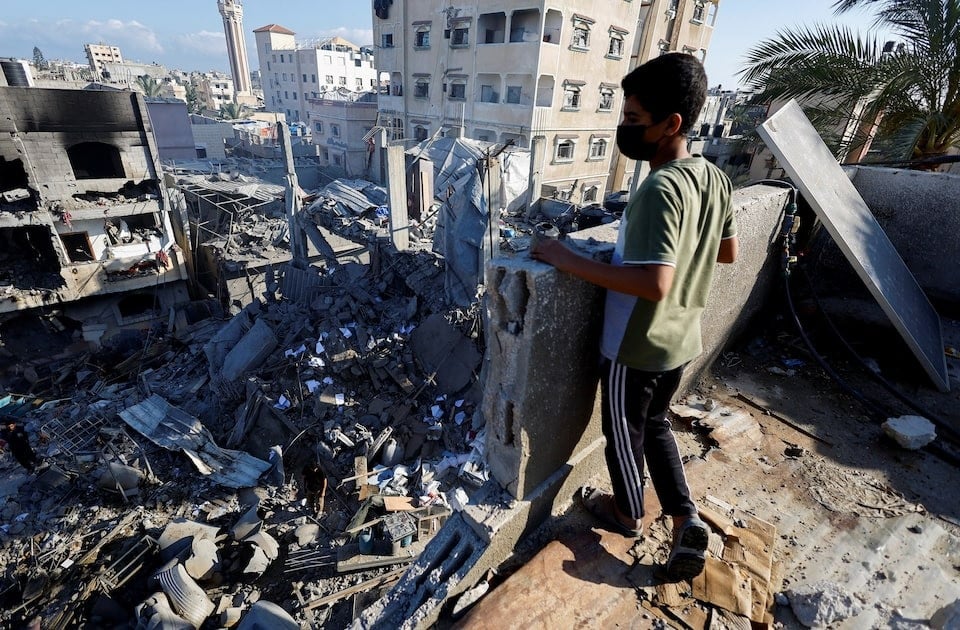 5 Palestinians killed, 5 injured by Israeli fire in Gaza | The Express Tribune