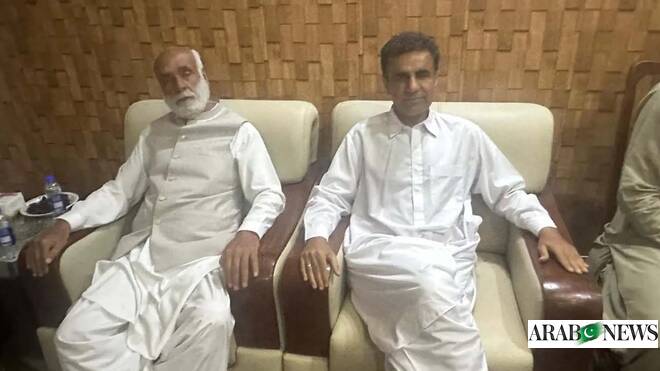 Abducted Gwadar University vice chancellor, staffers return home in Balochistan