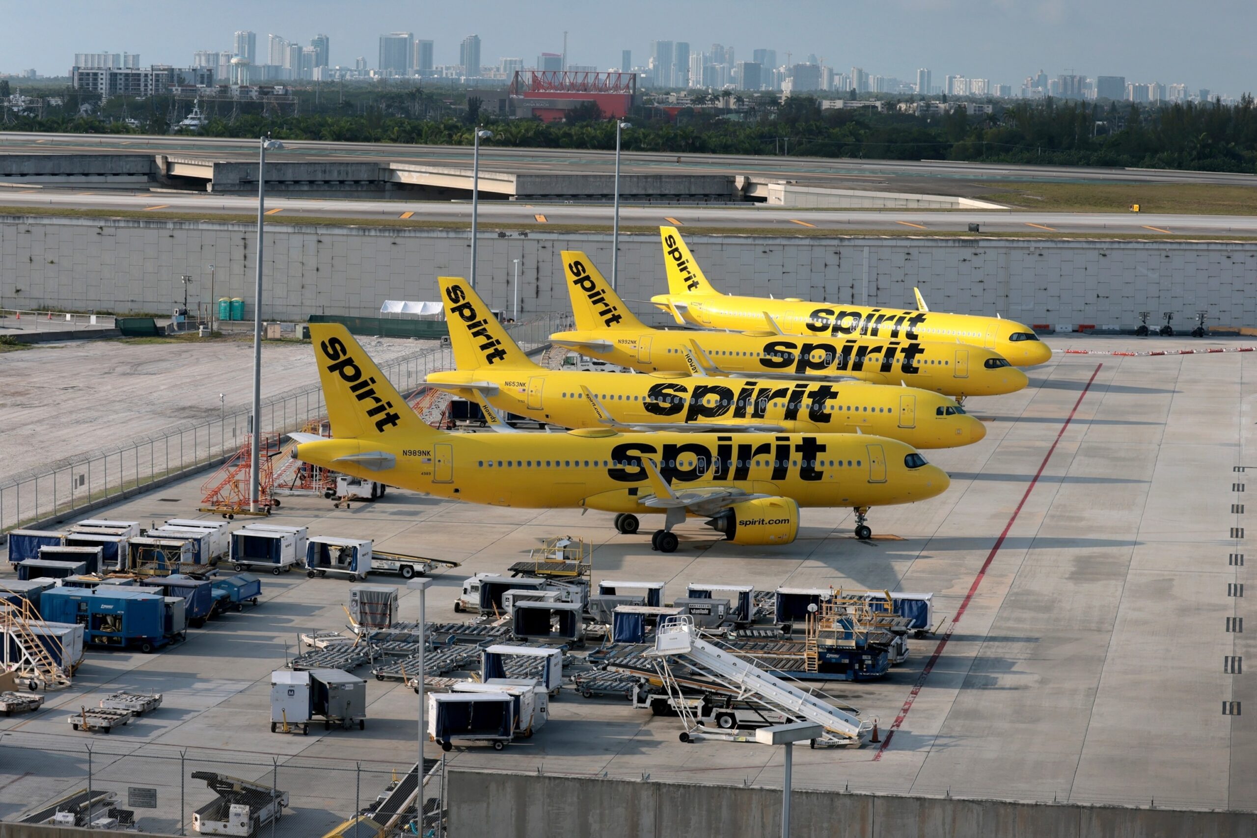 Airlines reduce, cap fares for Spirit travelers looking to rebook canceled flights