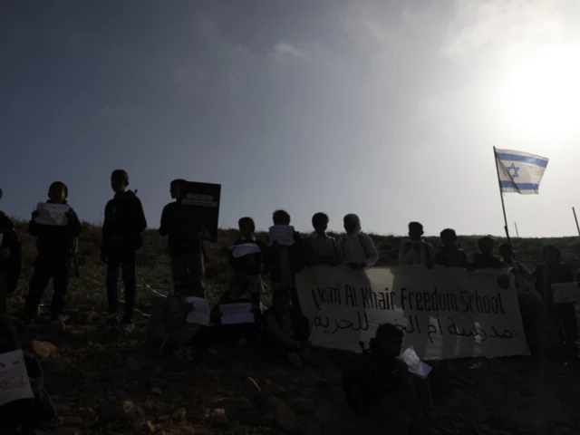 Armed Israeli occupier storms Palestinian school, chases students in occupied West Bank | The Express Tribune