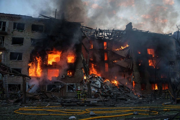 At least 2 dead, 83 wounded after Russia uses nuclear-capable missile in massive attack on Ukraine