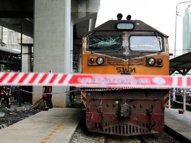 At least eight dead, 25 injured in train collision that sparks bus fire in Thailand | The Express Tribune