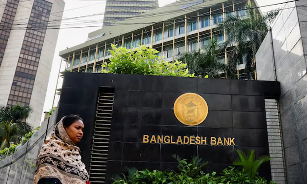 Bangladesh central bank unveils .9 billion in stimulus as growth slows