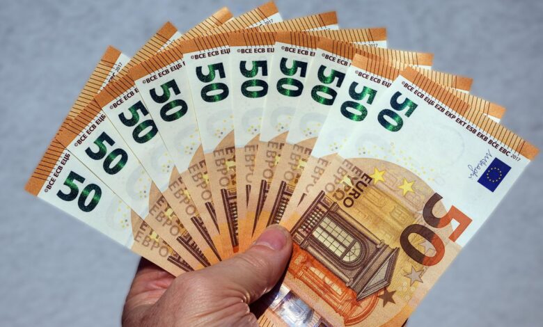 Bank of Ireland launches new tool to help taxpayers claim hundreds back in refunds