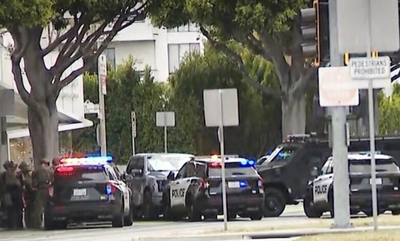 Beverly Hills police pursuit leads to crash and SWAT standoff
