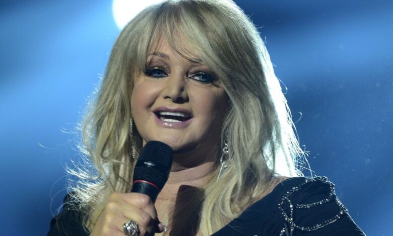 Bonnie Tyler ‘in an induced coma following surgery’