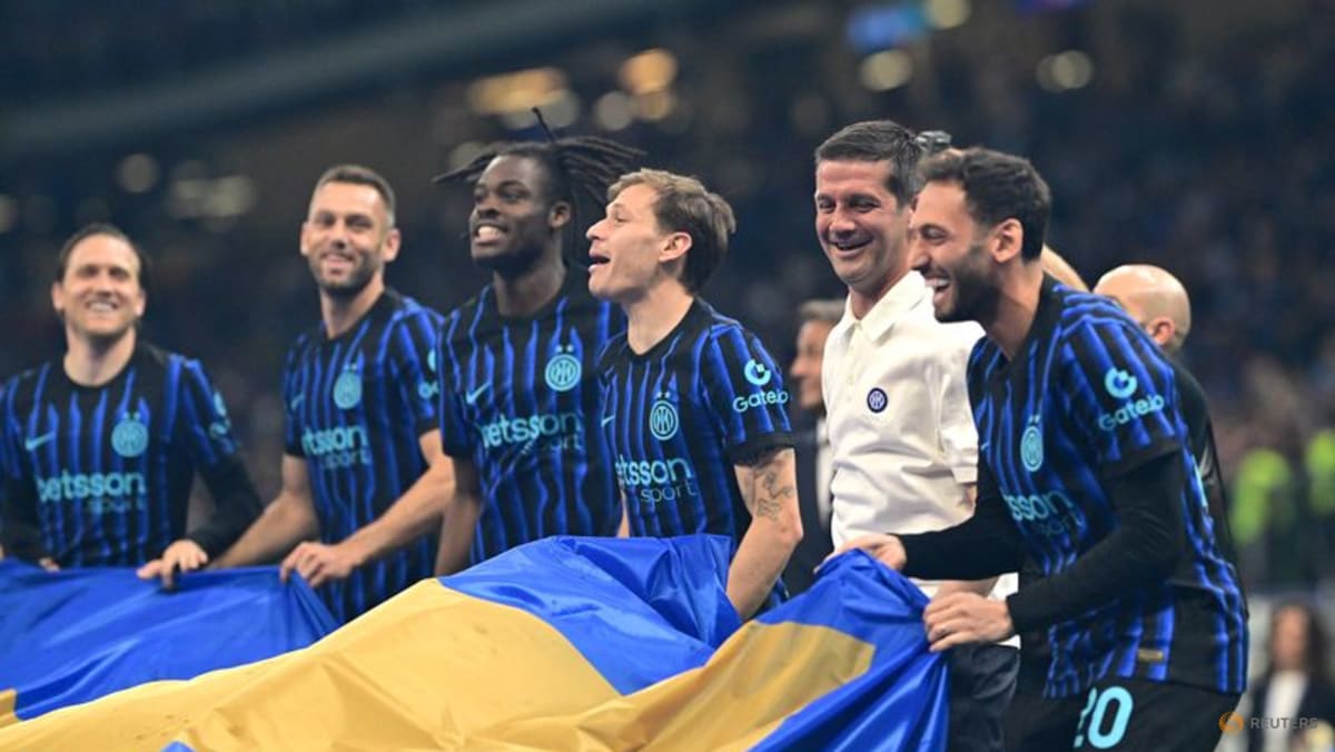 Chivu draws on playing days as Inter seal Serie A title