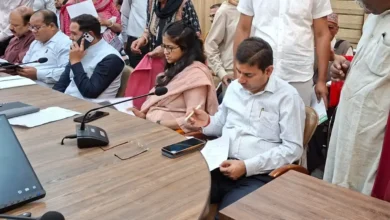Dehradun Janta Darbar : बेटे ने माता-पिता को घर से निकाला, प्रशासन ने भरण-पोषण अधिनियम में दर्ज किया केस – Doon Horizon