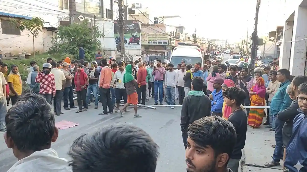 Dehradun Kanwali Road Accident : देहरादून के कांवली रोड पर डंपर ने राहगीर को रौंदा, मौके पर ही हुयी दर्दनाक मौत – Doon Horizon