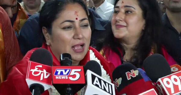 Delhi CM Rekha Gupta offers prayers at Tirupati Balaji Temple during Brahmotsavam