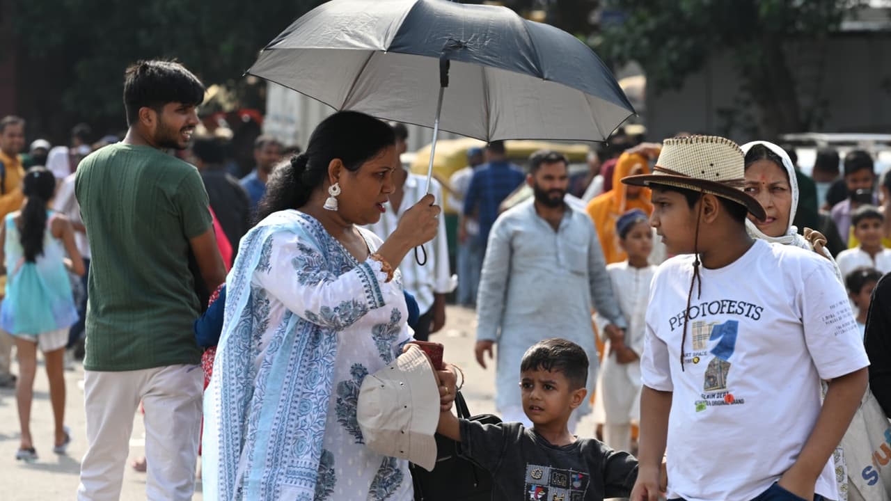 Delhi Latest Weather Update: IMD Warns of Heatwave as Temperature May Hit 41°C; Check Here