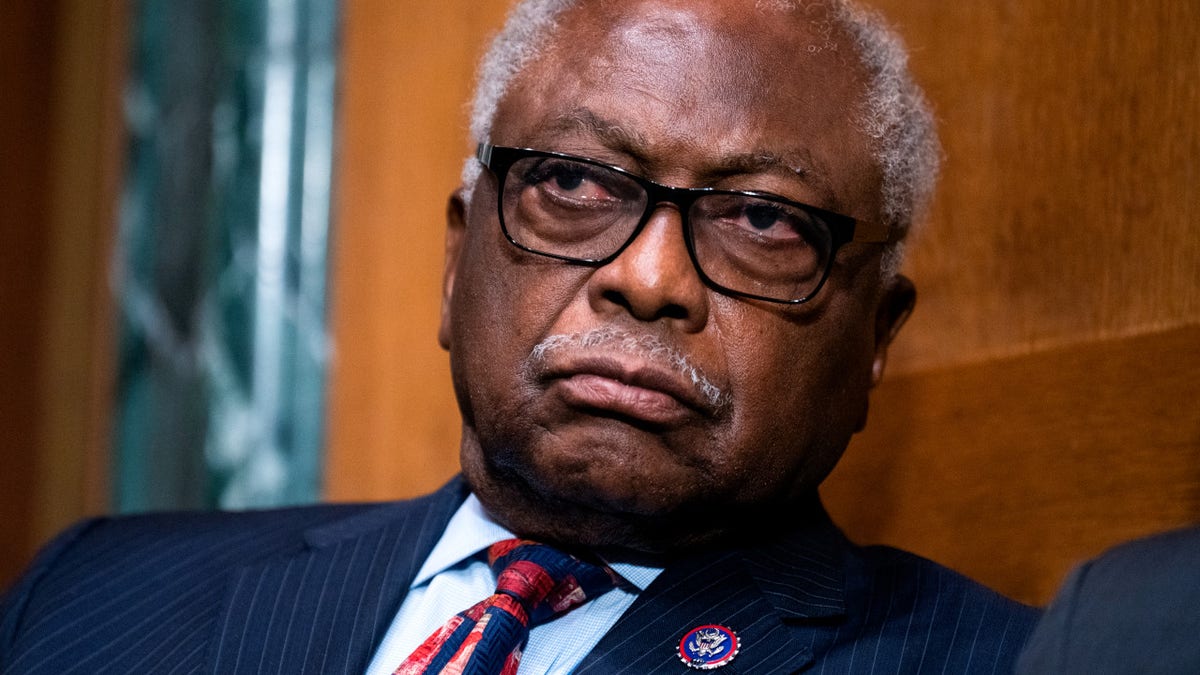‘Democratic kingmaker’ Clyburn warns GOP-led effort to ‘break’ his district could backfire