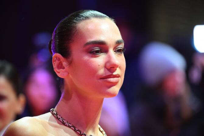 Dua Lipa sues Samsung for  million for allegedly using her image to sell TVs