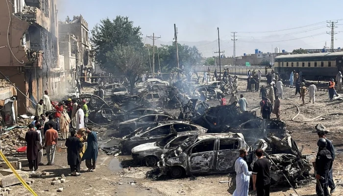 Explosion on Jaffar Express route near Quetta leaves 10 injured