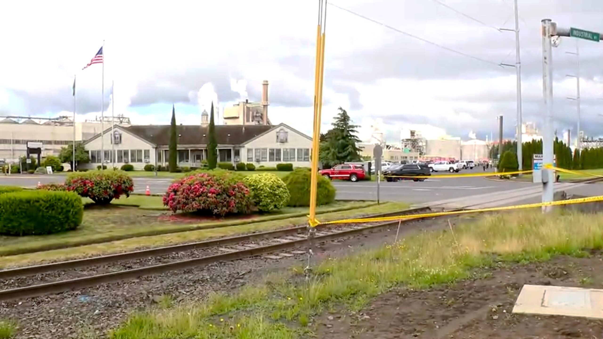 Fatalities confirmed after chemical tank ruptures at facility in Washington state