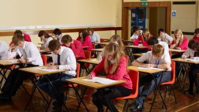 Female teacher struck off after relationship with student began in Leaving Cert summer
