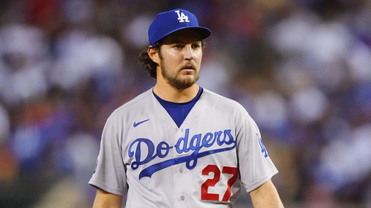 Former Cy Young winner Trevor Bauer survives nasty car wreck while chasing MLB comeback