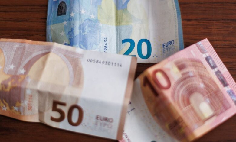 Full list of people set to receive €2,000 lump sum within weeks