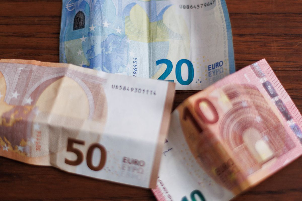 Full list of people set to receive €2,000 lump sum within weeks