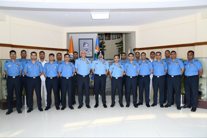 GRADUATION CEREMONY OF 48TH FLIGHT TEST COURSE