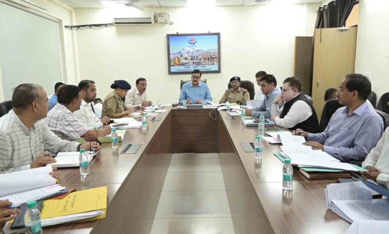 Garhwal commissioner reviews 125 land fraud cases in Dehradun – Pioneer Edge | Uttarakhand News in English | Dehradun News Today| News Uttarakhand | Uttarakhand latest news