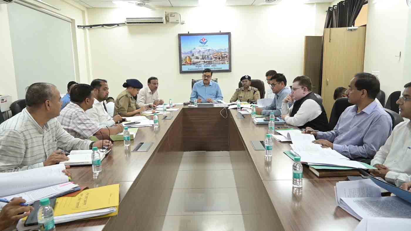 Garhwal commissioner reviews 125 land fraud cases in Dehradun – Pioneer Edge | Uttarakhand News in English | Dehradun News Today| News Uttarakhand | Uttarakhand latest news
