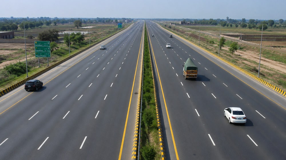 Govt Approves Expansion of Major Motorway to Three Lanes