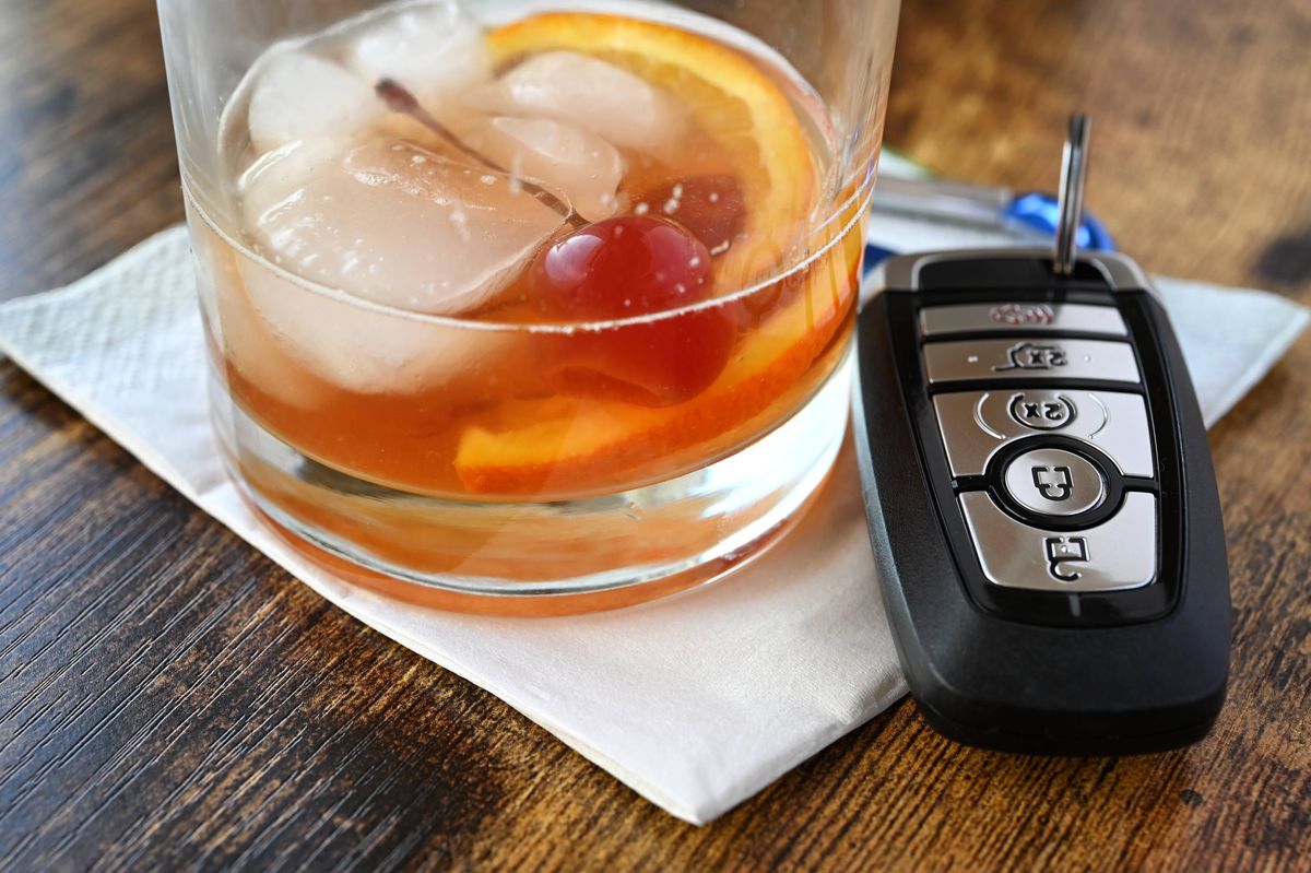 How long to wait before driving after drinking beer, wine or spirits