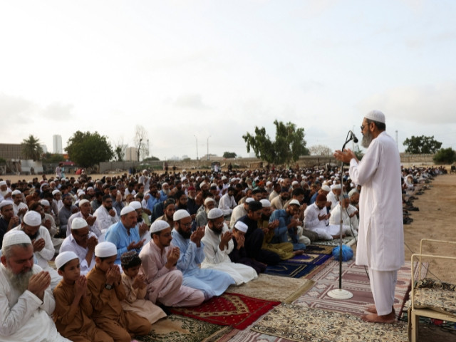 In pictures: Muslims across the world observe Eidul Azha | The Express Tribune