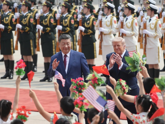 In pictures: Xi rolls out the red carpet for Trump’s arrival | The Express Tribune