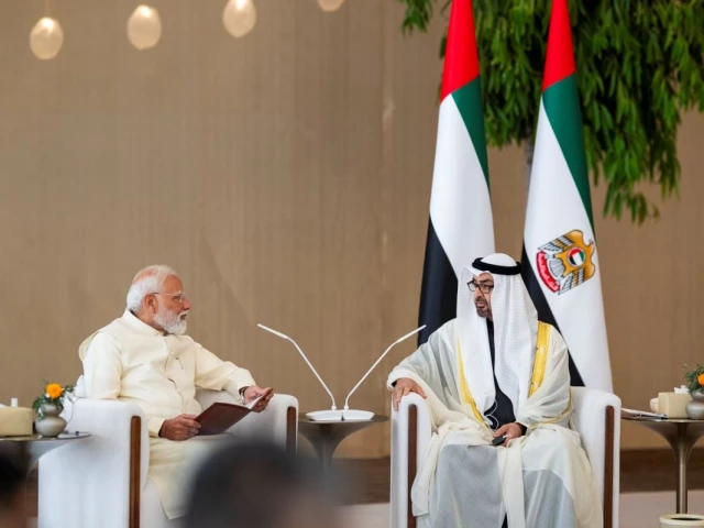 India signs agreements with UAE on defence, energy during Modi visit | The Express Tribune
