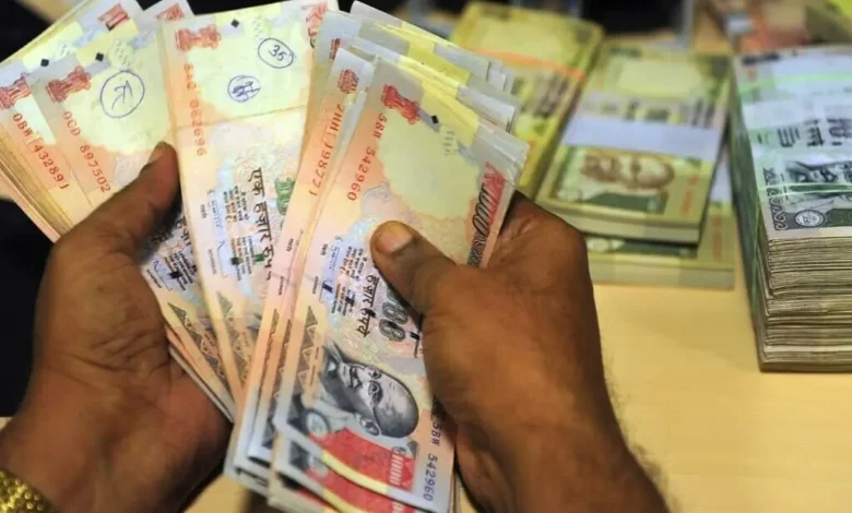 Indian rupee likely to be buoyed by cheaper oil; US-Iran uncertainty may check momentum