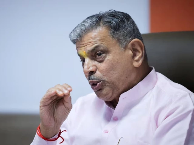 India’s Hindu RSS lobbies groups abroad to counter minority rights criticism | The Express Tribune