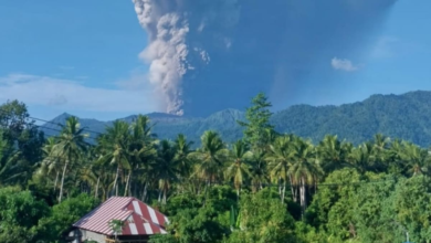 Indonesian rescuers search for missing hikers after Mount Dukono erupts