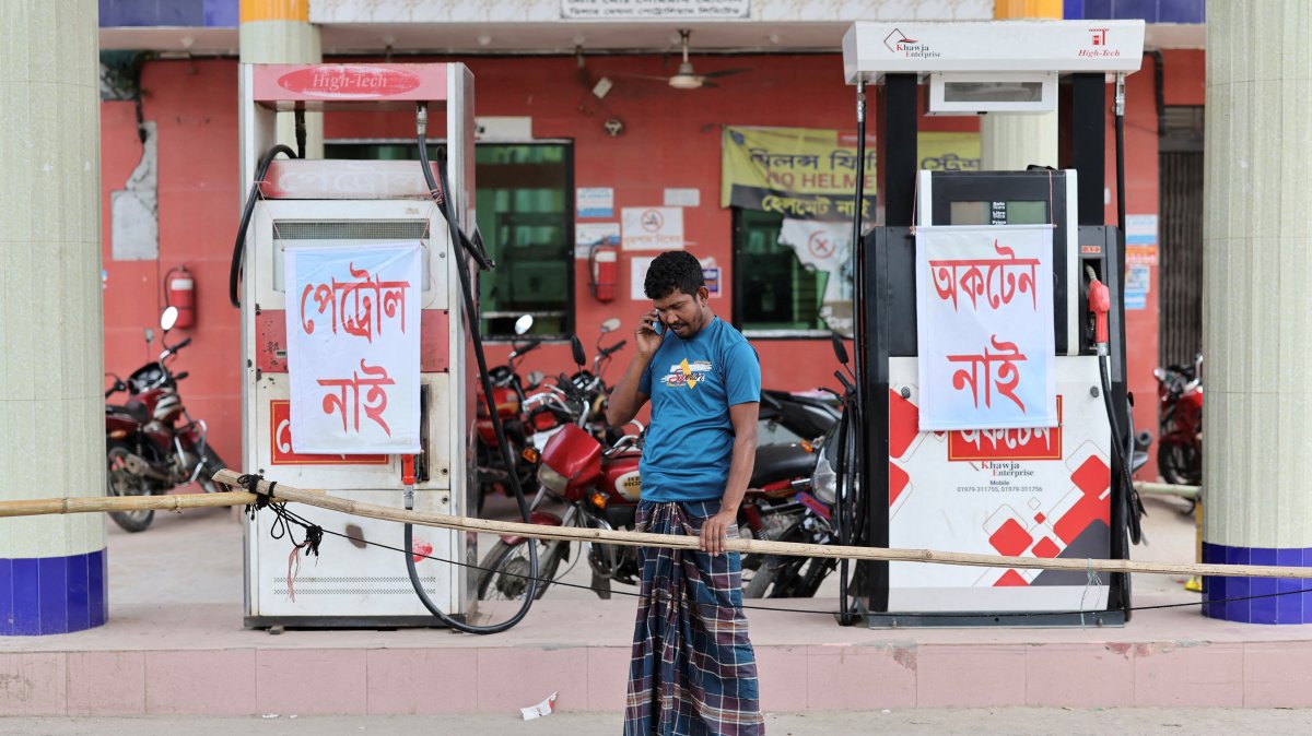 Iran war piles pressure on Bangladeshi households, exporters