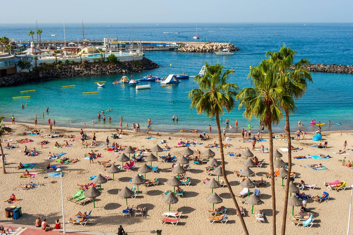 Irish tourists heading to Spain warned over new six drink limit