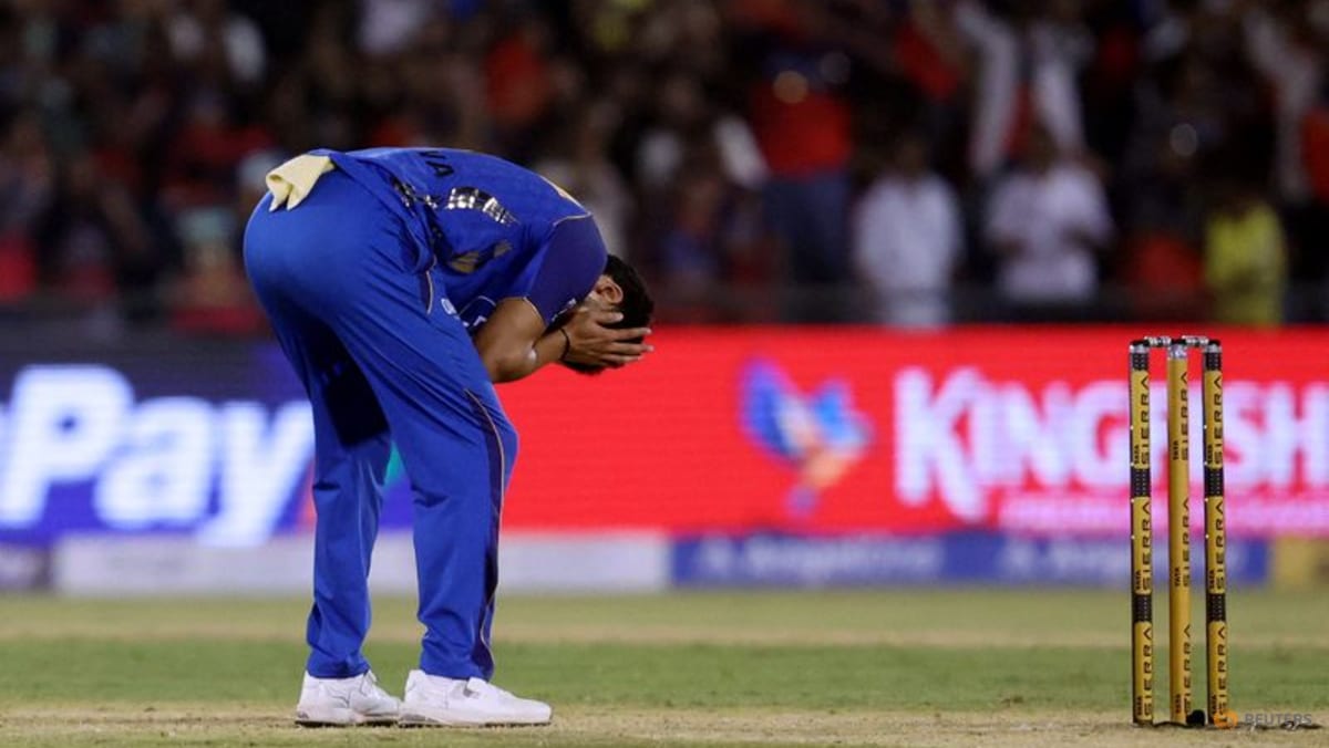 Jayawardene rues run of injuries as Mumbai miss the playoffs