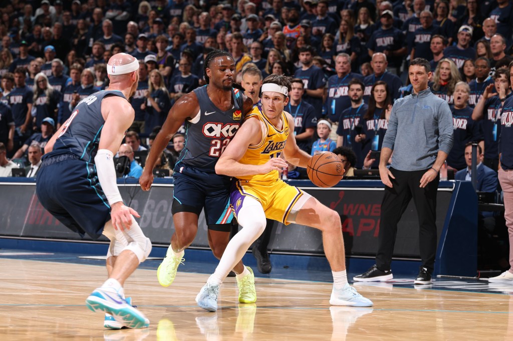 Lakers’ old weakness came back to haunt them vs. Thunder
