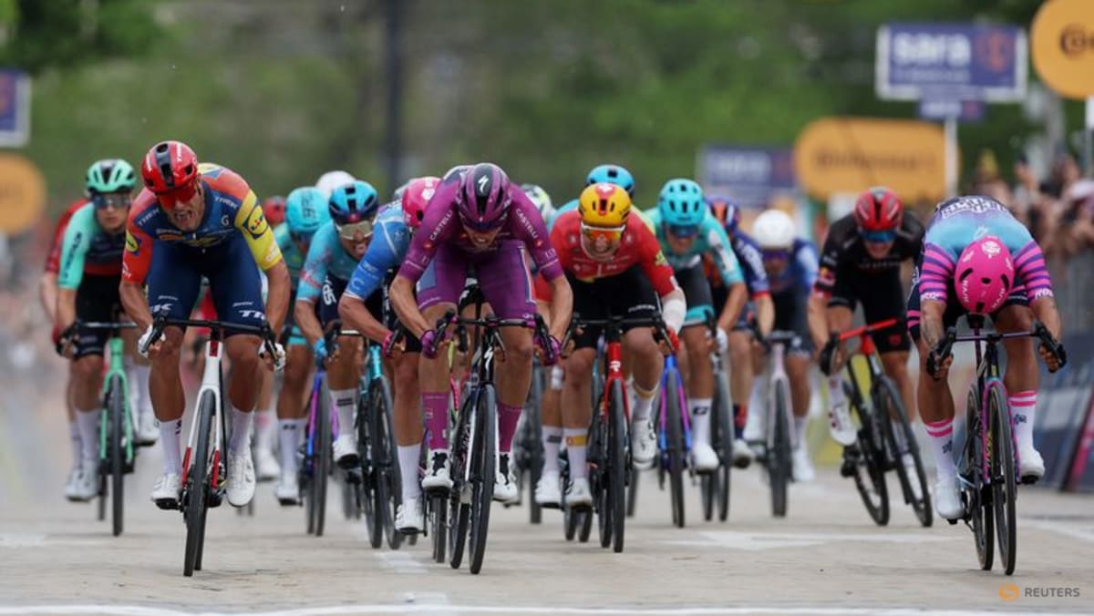 Magnier triumphs again to win Giro stage three in Sofia