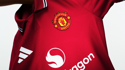 Manchester United unveil retro-inspired 2026/27 home kit and break tradition for the first time
