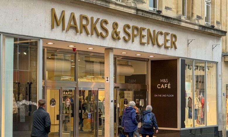 Marks & Spencer’s ‘bestselling’ €32 jeans in five colours are ‘a wardrobe gem’