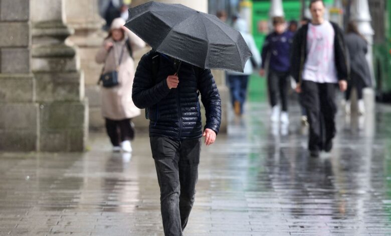 Met Eireann warn of ‘changeable and mixed’ conditions as temperatures drop